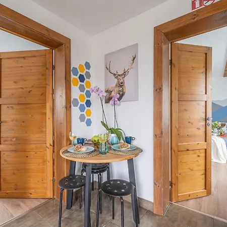 4 Bedroom House With Playground, Bbq & Free Parking Riga Exterior photo
