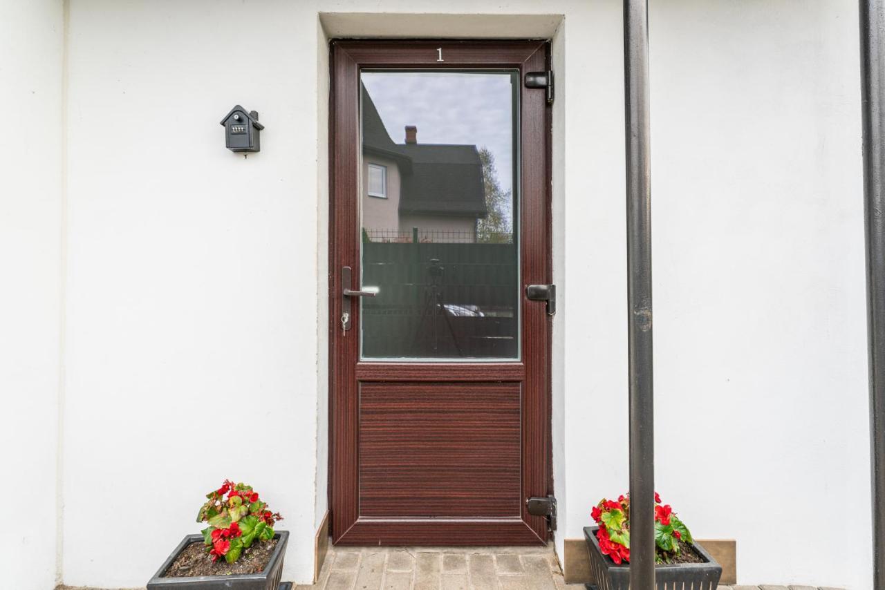 4 Bedroom House With Playground, Bbq & Free Parking * Riga