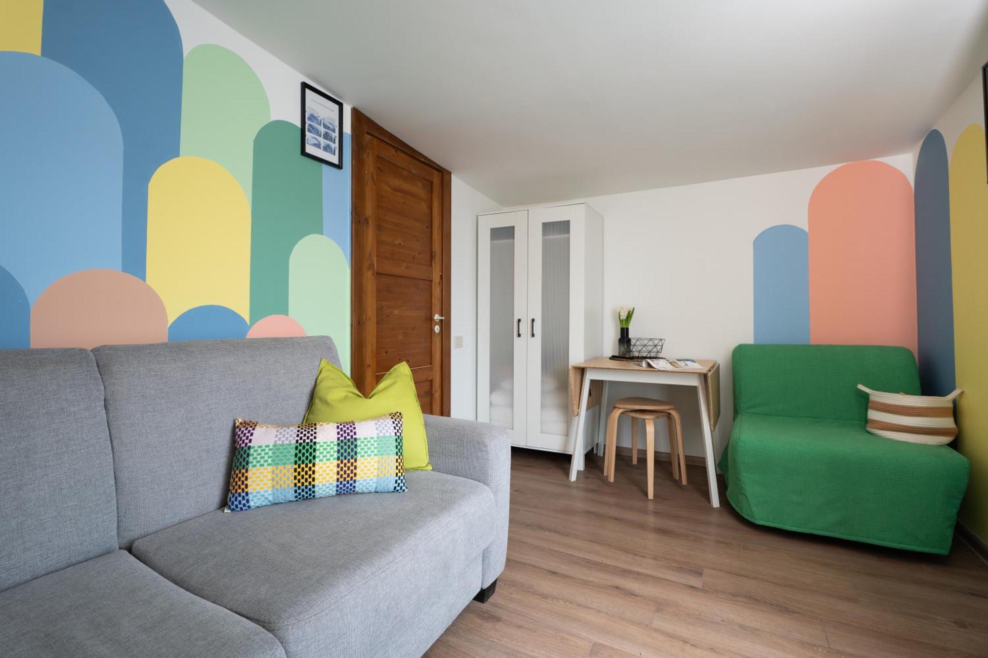 4 Bedroom House With Playground, Bbq & Free Parking Casa vacanze